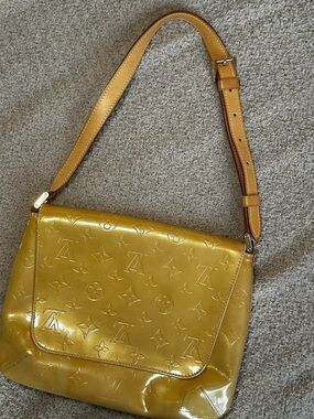 Louis Vuitton Thompson Bag